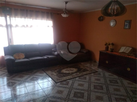 Imagem Casa com 5 Quartos para Alugar ou Temporada, 283 m² em Caieiras Imagem Casa com 5 Quartos para Alugar ou Temporada, 283 m² em Caieiras