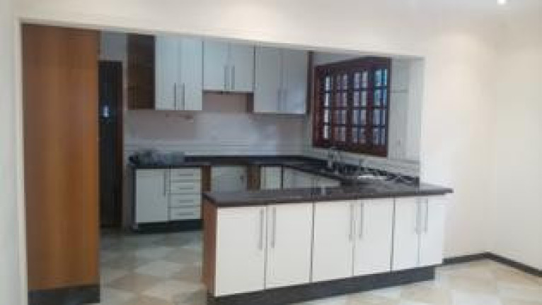 Imagem Sobrado com 3 Quartos à Venda, 143 m² em Jardim Piqueroby - São Paulo Imagem Sobrado com 3 Quartos à Venda, 143 m² em Jardim Piqueroby - São Paulo