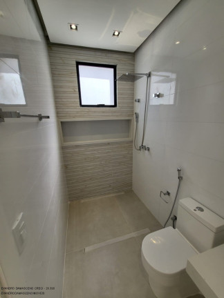 Imagem Casa com 4 Quartos à Venda, 267 m² em Vila De Abrantes (abrantes) - Camaçari