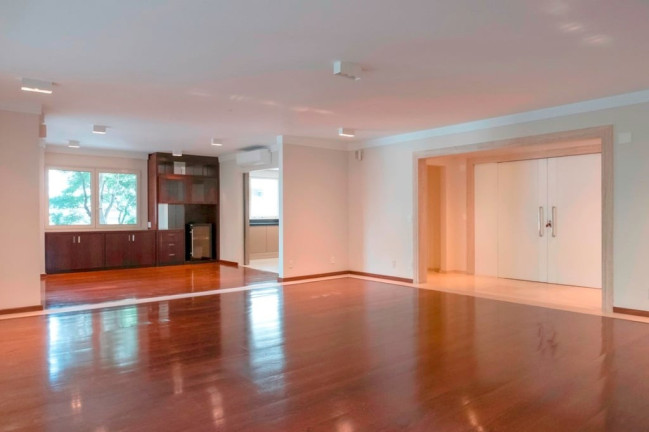Imagem Imóvel com 3 Quartos à Venda, 306 m² em Jardim Paulistano - São Paulo Imagem Imóvel com 3 Quartos à Venda, 306 m² em Jardim Paulistano - São Paulo