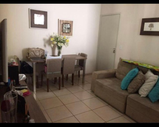 Apartamento com 3 Quartos à Venda ou Locação, 76 m² em Jardim Guadalajara - Sorocaba