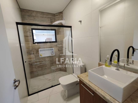 Imagem Sobrado com 5 Quartos à Venda, 232 m² em Itapema Do Saí - Itapoá Imagem Sobrado com 5 Quartos à Venda, 232 m² em Itapema Do Saí - Itapoá