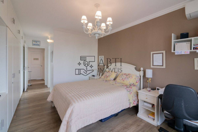Imagem Apartamento com 4 Quartos à Venda, 180 m² em Moema - São Paulo Imagem Apartamento com 4 Quartos à Venda, 180 m² em Moema - São Paulo