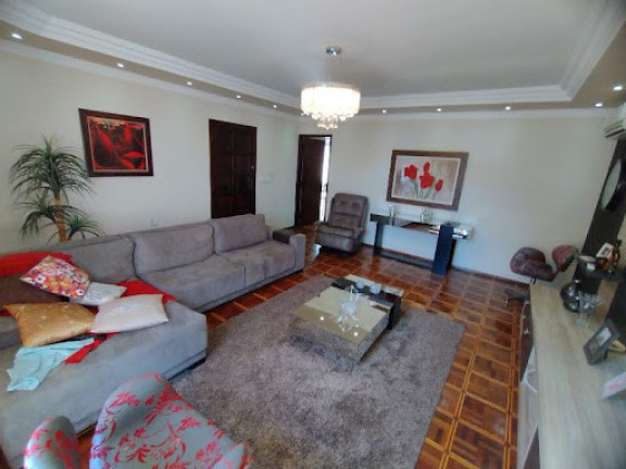 Imagem Casa com 3 Quartos à Venda, 230 m² em Jardim Simus - Sorocaba Imagem Casa com 3 Quartos à Venda, 230 m² em Jardim Simus - Sorocaba