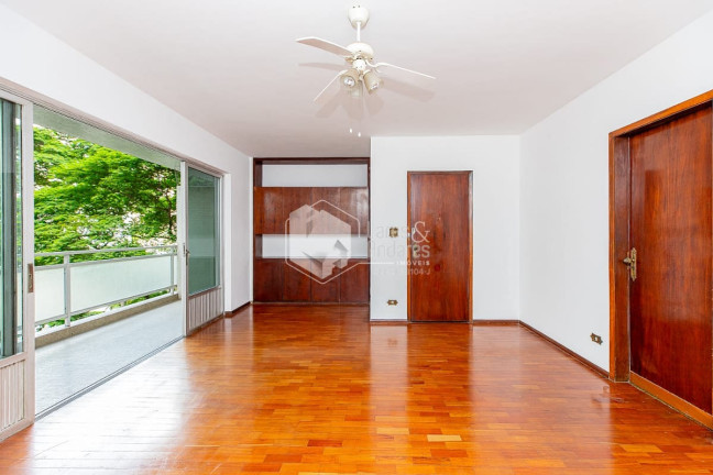Apartamento com 3 Quartos à Venda, 128 m² em Moema - São Paulo