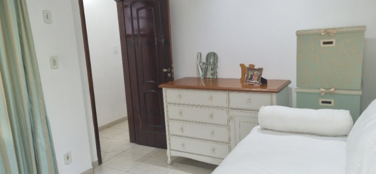 Imagem Casa com 3 Quartos à Venda, 264 m² em Jardim Vinte E Cinco De Agosto - Duque De Caxias
