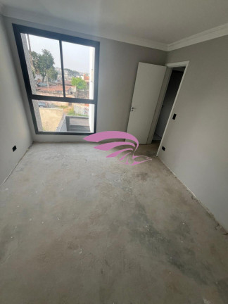 Imagem Casa com 3 Quartos à Venda, 137 m² em Uberaba - Curitiba Imagem Casa com 3 Quartos à Venda, 137 m² em Uberaba - Curitiba