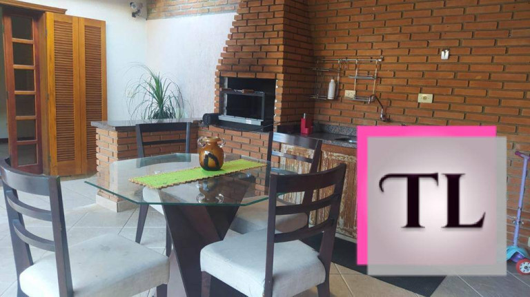 Imagem Casa com 3 Quartos à Venda, 330 m² em Poços De Caldas Imagem Casa com 3 Quartos à Venda, 330 m² em Poços De Caldas