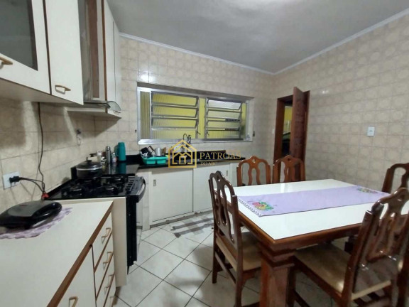 Imagem Casa com 2 Quartos à Venda, 195 m² em Vila Guaraciaba - Santo André Imagem Casa com 2 Quartos à Venda, 195 m² em Vila Guaraciaba - Santo André