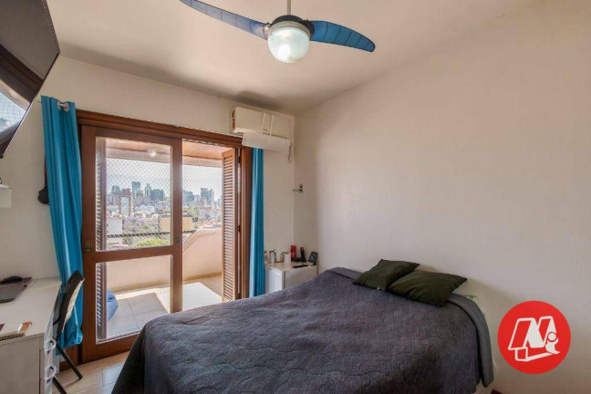 Imagem Apartamento com 3 Quartos à Venda, 158 m² em Rio Branco - Porto Alegre Imagem Apartamento com 3 Quartos à Venda, 158 m² em Rio Branco - Porto Alegre