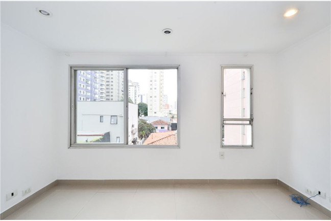 Imagem Imóvel com 3 Quartos à Venda, em Vila Uberabinha - São Paulo Imagem Imóvel com 3 Quartos à Venda, em Vila Uberabinha - São Paulo