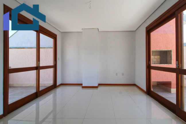 Imagem Sobrado com 3 Quartos à Venda, 224 m² em Vila Nova - Porto Alegre