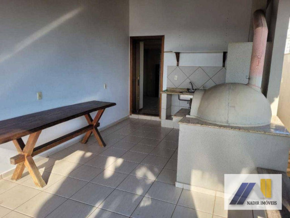 Imagem Casa com 3 Quartos à Venda, 270 m² em Fátima Ii - Pouso Alegre Imagem Casa com 3 Quartos à Venda, 270 m² em Fátima Ii - Pouso Alegre