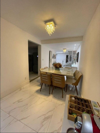 Imagem Casa com 4 Quartos à Venda, 230 m² em Itapuã - Salvador Imagem Casa com 4 Quartos à Venda, 230 m² em Itapuã - Salvador
