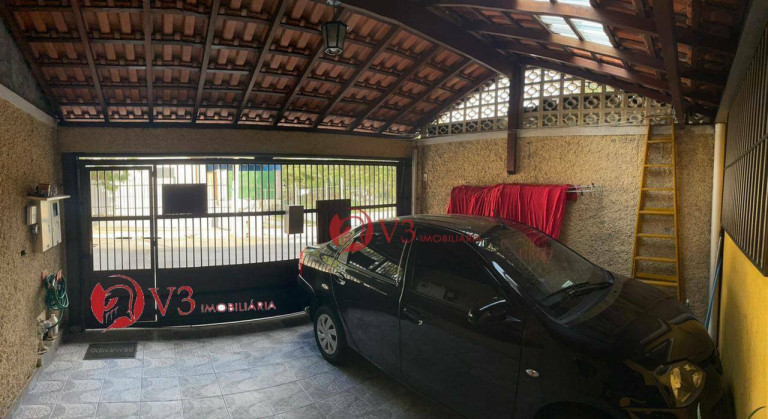 Sobrado com 3 Quartos à Venda, 180 m² em Vila Nhocune - São Paulo