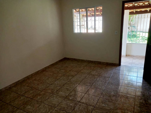 Imagem Chácara com 2 Quartos à Venda, 2.906 m² em São João Da Boa Vista Imagem Chácara com 2 Quartos à Venda, 2.906 m² em São João Da Boa Vista
