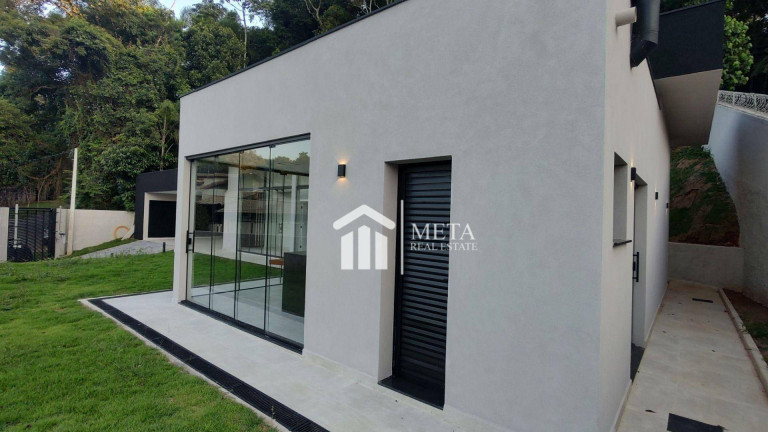 Imagem Imóvel com 3 Quartos à Venda, 208 m² em Serra Da Cantareira - Mairiporã