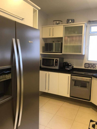 Imagem Casa com 4 Quartos para Temporada, 450 m² em Jurerê - Florianópolis Imagem Casa com 4 Quartos para Temporada, 450 m² em Jurerê - Florianópolis