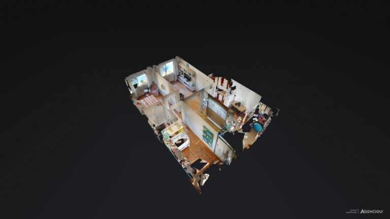 Imagem Imóvel com 2 Quartos à Venda, 73 m² em Cristal - Porto Alegre Imagem Imóvel com 2 Quartos à Venda, 73 m² em Cristal - Porto Alegre