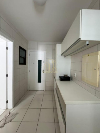 Imagem Imóvel com 3 Quartos à Venda, 195 m² em Alphaville I - Salvador Imagem Imóvel com 3 Quartos à Venda, 195 m² em Alphaville I - Salvador