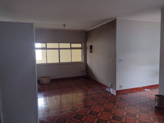 Casa com 3 Quartos para Alugar, 252 m² em Centro - Suzano