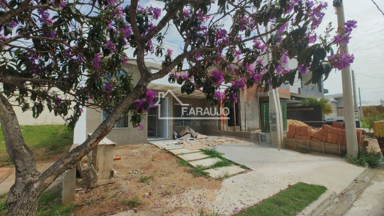Imagem Imóvel com 3 Quartos à Venda, em Cajuru Do Sul - Sorocaba Imagem Imóvel com 3 Quartos à Venda, em Cajuru Do Sul - Sorocaba