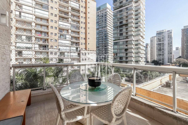 Imagem Imóvel com 2 Quartos à Venda, 134 m² em Vila Nova Conceição - São Paulo Imagem Imóvel com 2 Quartos à Venda, 134 m² em Vila Nova Conceição - São Paulo