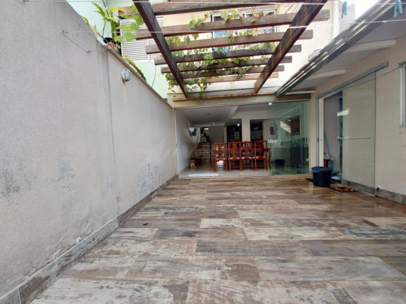 Imagem Sobrado com 4 Quartos à Venda, 348 m² em Setor Bueno - Goiânia Imagem Sobrado com 4 Quartos à Venda, 348 m² em Setor Bueno - Goiânia