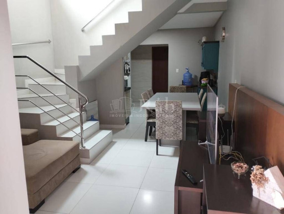 Imagem Sobrado à Venda, 65 m² em Centro - Camboriú Imagem Sobrado à Venda, 65 m² em Centro - Camboriú