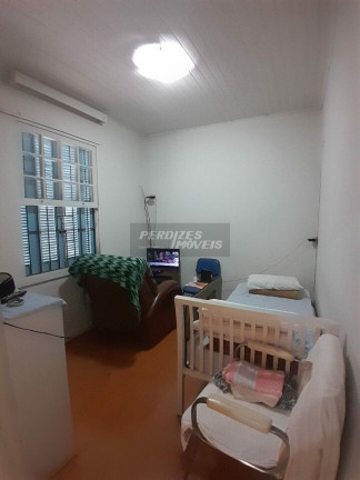 Imagem Casa com 4 Quartos à Venda, 200 m² em Perdizes - São Paulo Imagem Casa com 4 Quartos à Venda, 200 m² em Perdizes - São Paulo