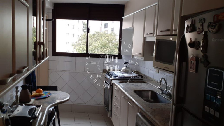 Imagem Apartamento com 3 Quartos à Venda, 100 m² em Centro - Florianópolis Imagem Apartamento com 3 Quartos à Venda, 100 m² em Centro - Florianópolis