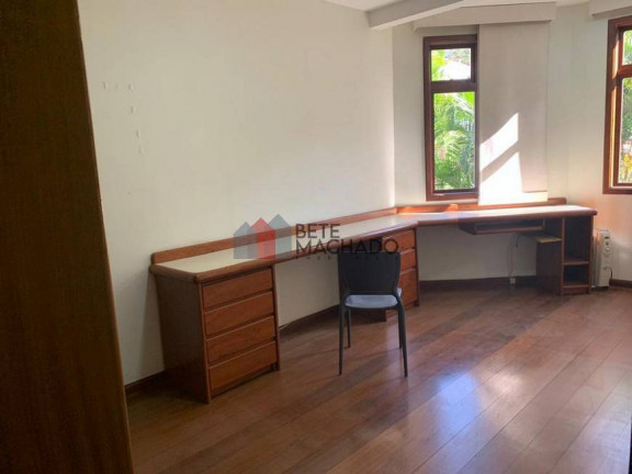 Imagem Apartamento com 3 Quartos à Venda, 186 m² em Várzea - Teresópolis