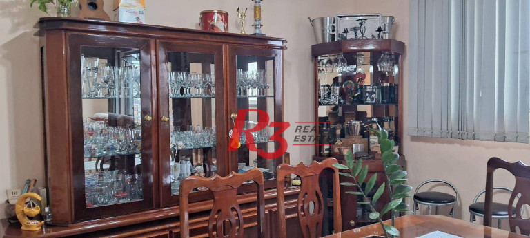 Imagem Apartamento com 3 Quartos à Venda, 133 m² em Gonzaga - Santos Imagem Apartamento com 3 Quartos à Venda, 133 m² em Gonzaga - Santos