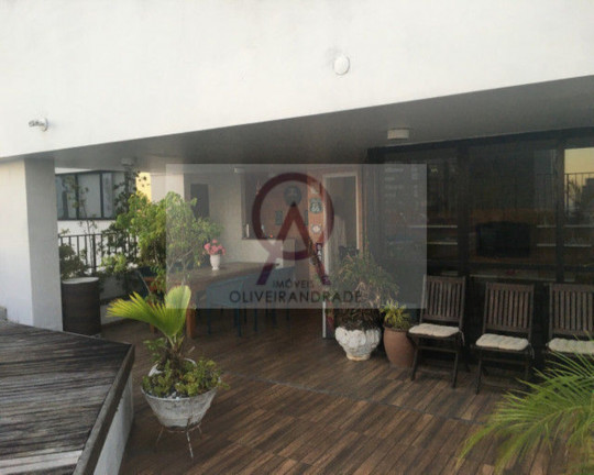Imagem Imóvel com 4 Quartos para Alugar, 300 m² em Vitória - Salvador Imagem Imóvel com 4 Quartos para Alugar, 300 m² em Vitória - Salvador