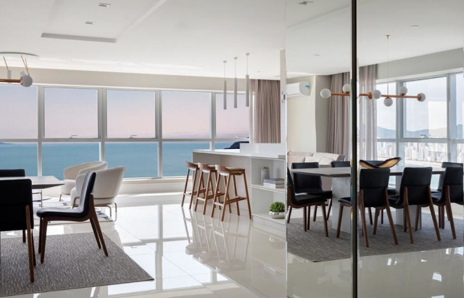 Imagem Apartamento com 4 Quartos à Venda,  em Centro - Balneário Camboriú