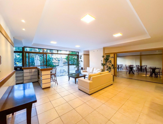 Imagem Imóvel com 3 Quartos à Venda, 240 m² em Bela Vista - Porto Alegre Imagem Imóvel com 3 Quartos à Venda, 240 m² em Bela Vista - Porto Alegre
