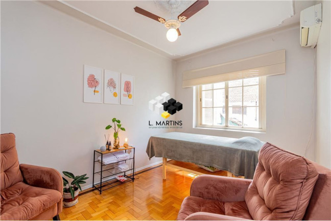 Imagem Casa com 4 Quartos à Venda, 98 m² em Petrópolis - Porto Alegre Imagem Casa com 4 Quartos à Venda, 98 m² em Petrópolis - Porto Alegre