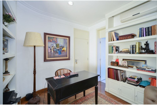 Imagem Casa com 4 Quartos à Venda, 312 m² em Butantã - São Paulo Imagem Casa com 4 Quartos à Venda, 312 m² em Butantã - São Paulo