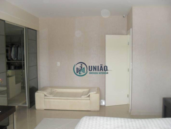 Imagem Casa com 4 Quartos à Venda, 447 m² em Camboinhas - Niterói