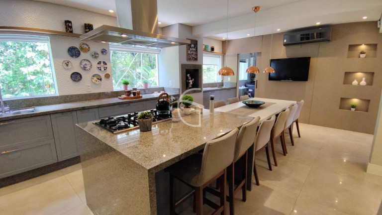 Imagem Apartamento com 3 Quartos à Venda, 206 m² em Atiradores - Joinville
