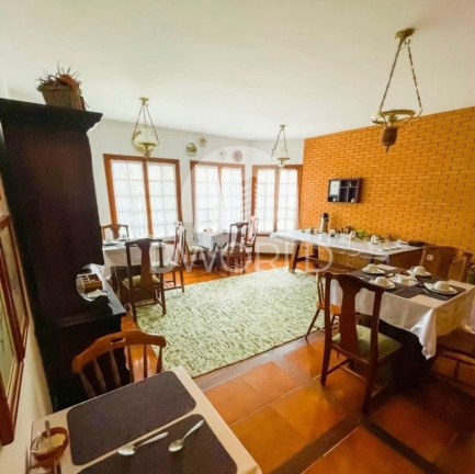Imagem Casa com 6 Quartos à Venda, 720 m² em Capivari - Campos Do Jordão Imagem Casa com 6 Quartos à Venda, 720 m² em Capivari - Campos Do Jordão