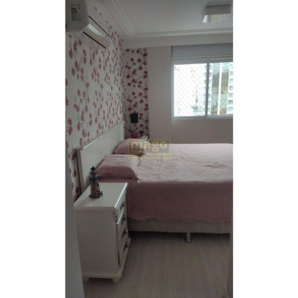 Imagem Apartamento com 3 Quartos à Venda, 100 m² em Centro - Balneário Camboriú