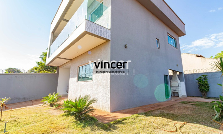 Imagem Casa com 3 Quartos à Venda, 158 m² em Setor Santos Dumont - Goiânia Imagem Casa com 3 Quartos à Venda, 158 m² em Setor Santos Dumont - Goiânia