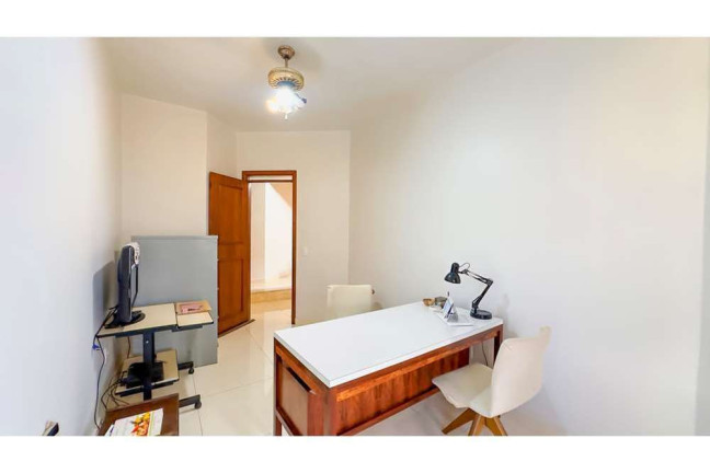Imagem Casa com 4 Quartos à Venda, 307 m² em Partenon - Porto Alegre Imagem Casa com 4 Quartos à Venda, 307 m² em Partenon - Porto Alegre