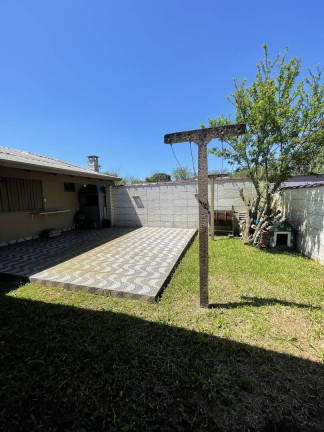 Imagem Casa com 2 Quartos à Venda, 137 m² em Olaria - Canoas Imagem Casa com 2 Quartos à Venda, 137 m² em Olaria - Canoas