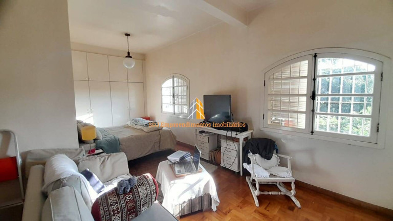 Imagem Casa com 3 Quartos à Venda, 256 m² em Instituto De Previdência - São Paulo Imagem Casa com 3 Quartos à Venda, 256 m² em Instituto De Previdência - São Paulo