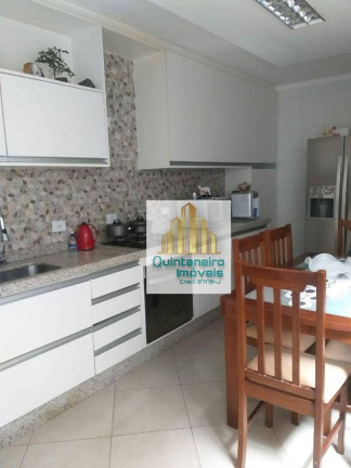 Imagem Casa com 3 Quartos à Venda, 110 m² em Jardim Paraventi - Guarulhos Imagem Casa com 3 Quartos à Venda, 110 m² em Jardim Paraventi - Guarulhos