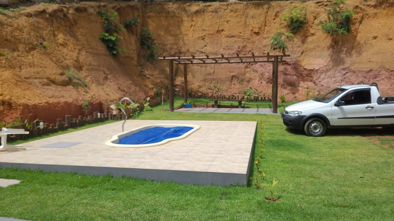 Imagem Imóvel com 2 Quartos à Venda, 2.200 m²
