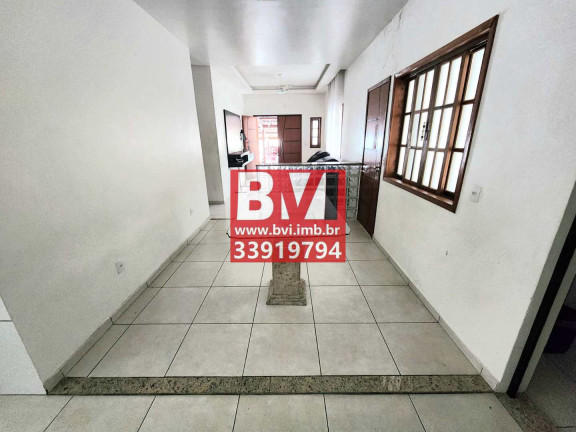 Imagem Casa com 2 Quartos à Venda, 480 m² em Irajá - Rio De Janeiro Imagem Casa com 2 Quartos à Venda, 480 m² em Irajá - Rio De Janeiro