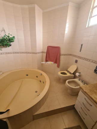 Imagem Casa com 5 Quartos à Venda, 282 m² em Centro - Franca Imagem Casa com 5 Quartos à Venda, 282 m² em Centro - Franca